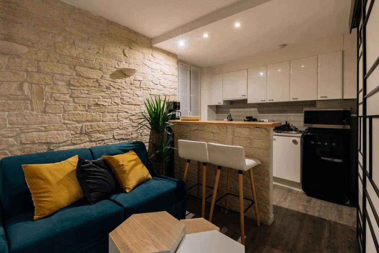 Chic & Stylish 1Bd Apart Louvre-Rivoli! Apartment Париж Екстериор снимка